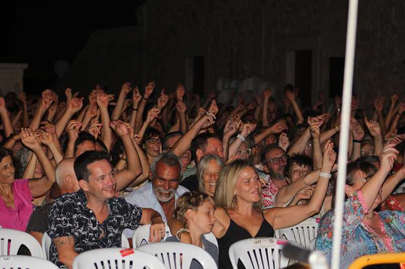 Més de 3000 persones gaudixen de les nits del festival Música al Castell de Dénia 2024