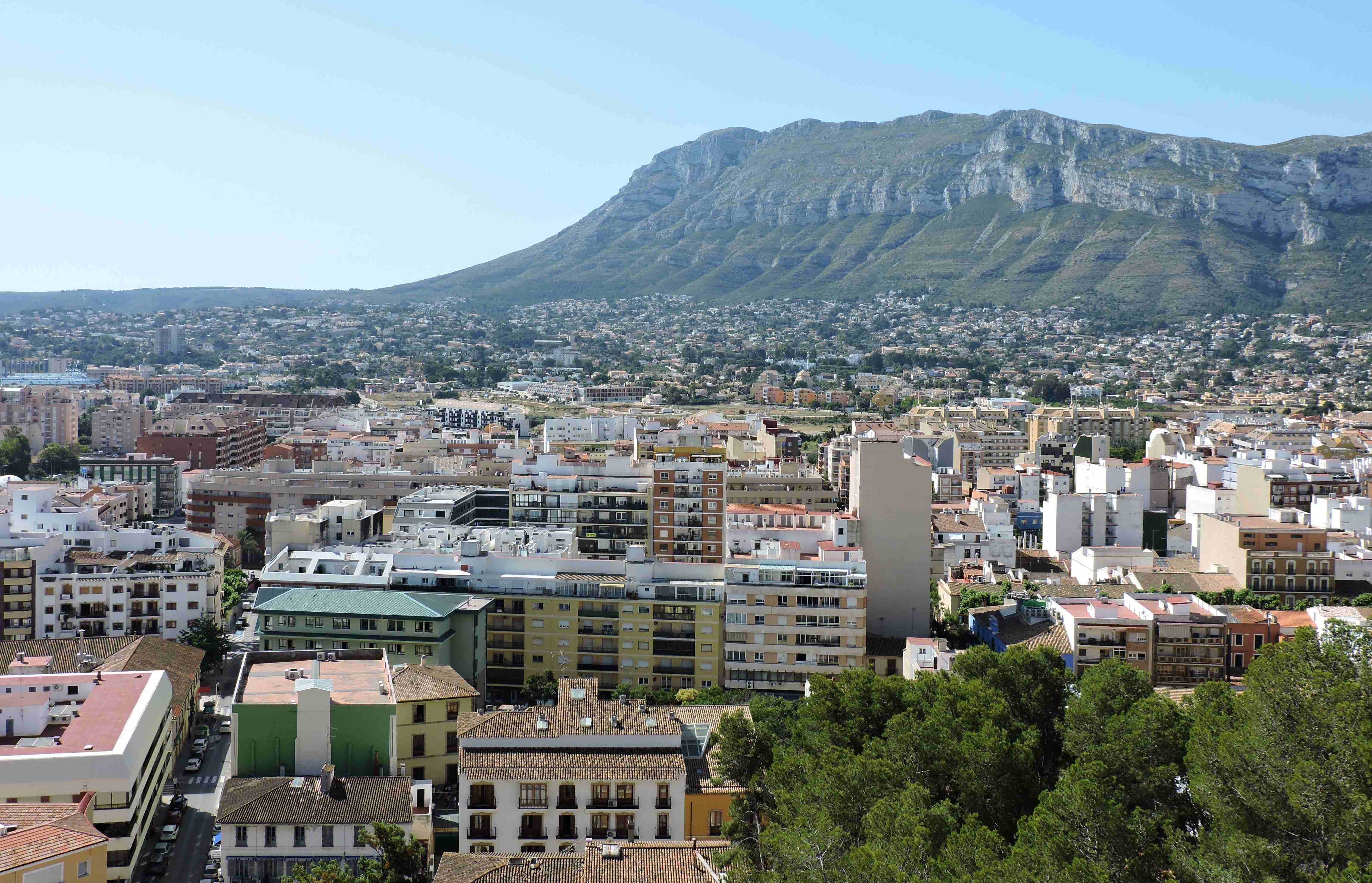 Dénia instarà al Consell a declarar el municipi com a zona tensionada per a regular el preu ...