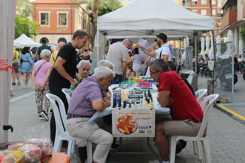 
Associacions i entitats sense ànim de lucre de la comarca difonen la seua labor en la Fira...