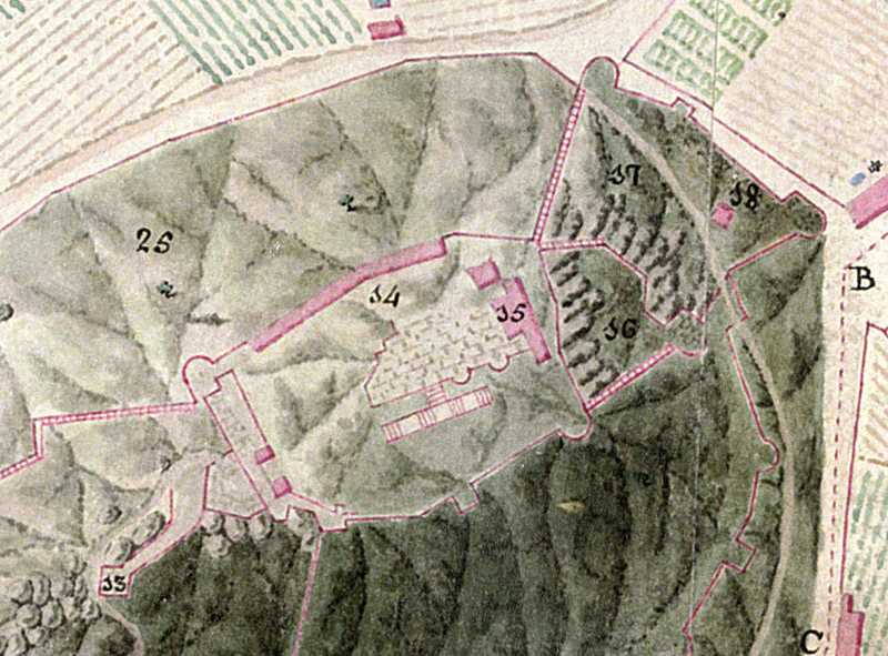 Plànol ciutat i castell de 1811, on s'aprecia amb el número 14 el "Cuartel de las J...