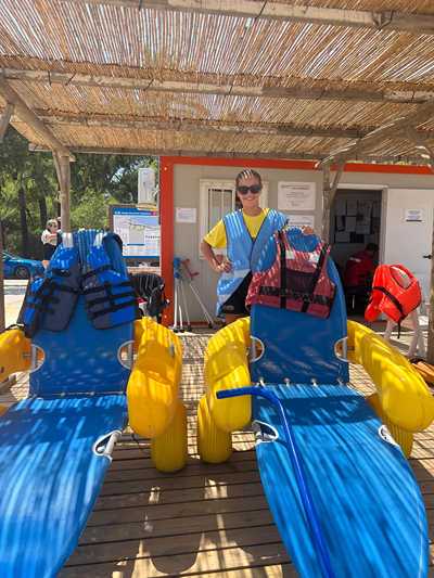 La labor de prevenció amb els usuaris de les platges de Dénia ajuda al fet que la temporada ...