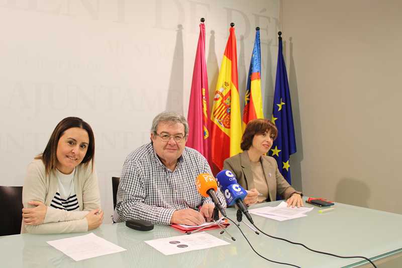 Los concejales Paco Roselló, M Josep Ripoll y M José Garcia